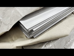 แผ่นอลูมิเนียม