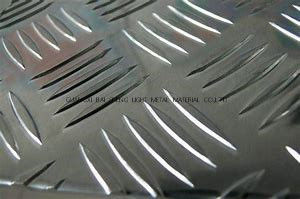 China Aluminium Checked Plate 4 X 8, Height 0.6--12mm,Anti Slip supplier