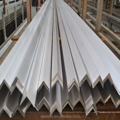 6061-T6 7075 Extruded Aluminum Angle Bar With Holes Structural Decorative
